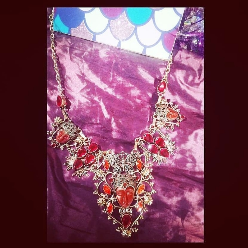 Stamped 925 silver face necklace garnet gemstone